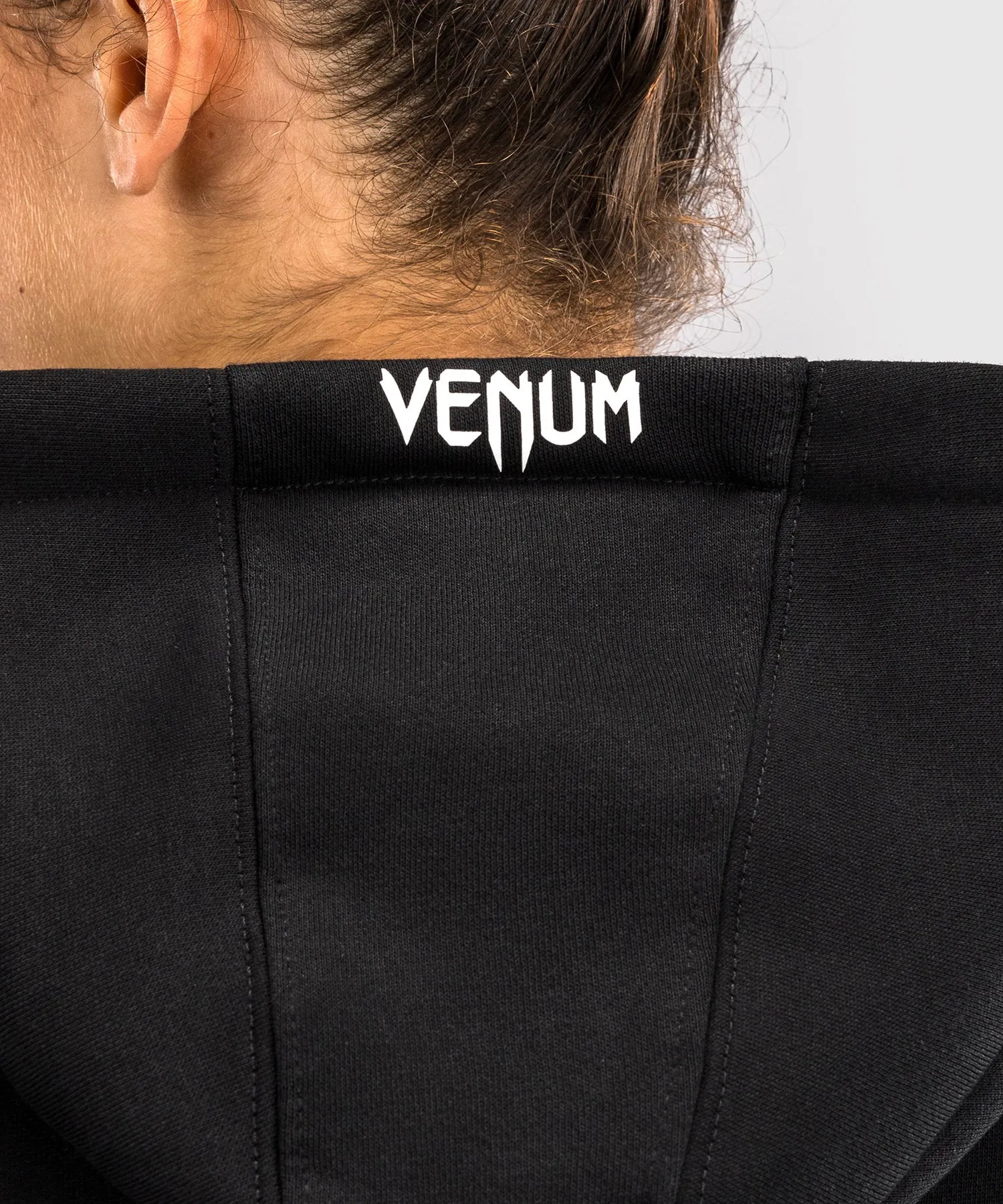 UFC Fusion by Venum Women’s Replica Pullover Hoodie - Black
