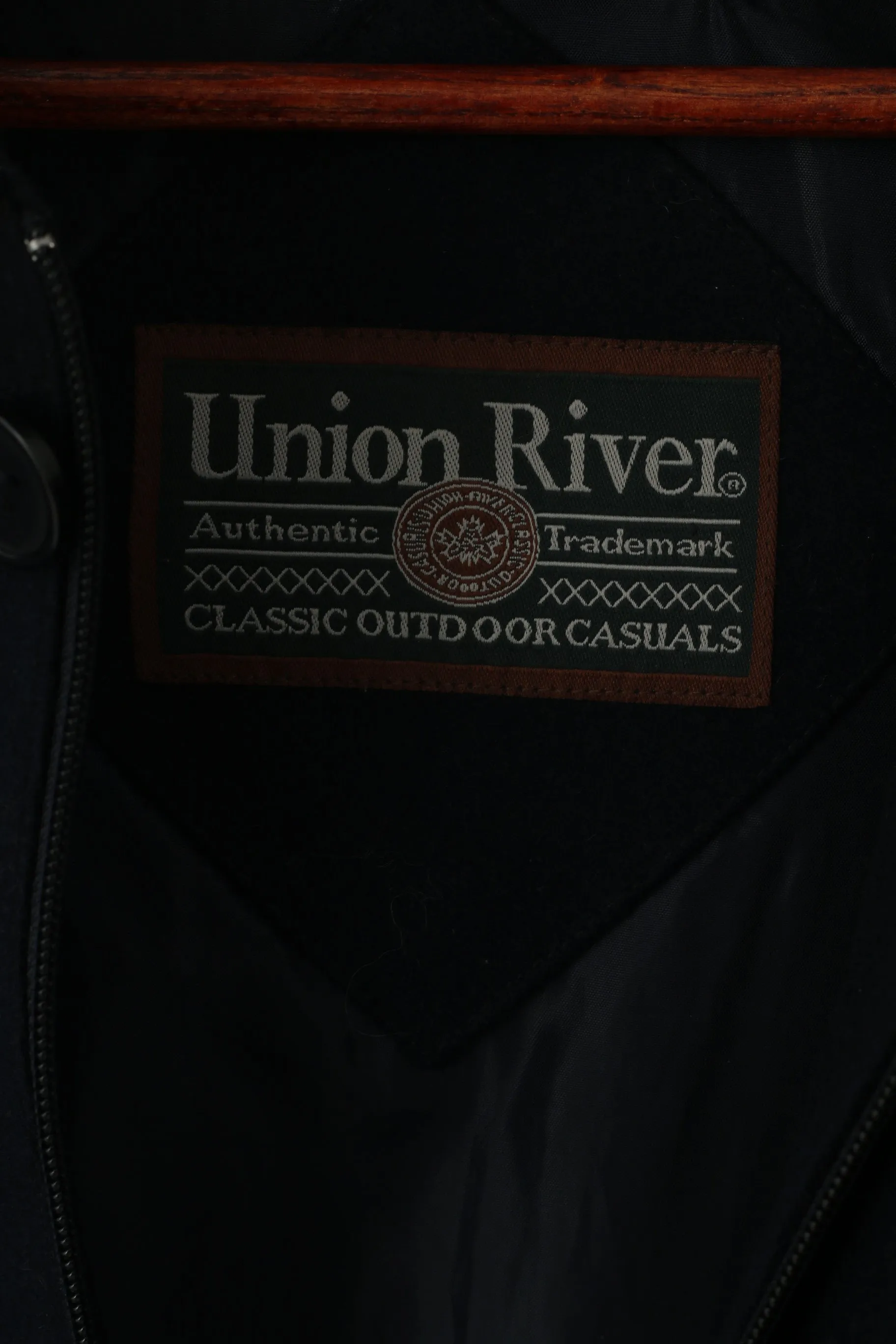Union River Men M 44/46 Jacket Navy Wool Classic Outdoor Casuals Zip Up Top