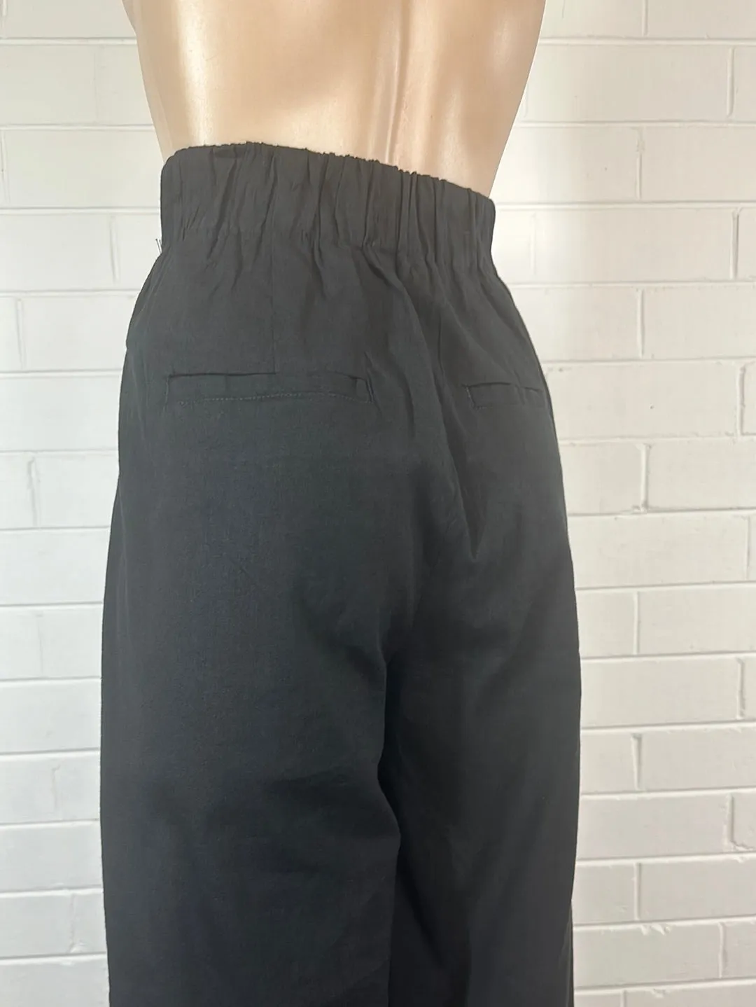 Vince | Los Angeles | pants | size 8 | wide leg