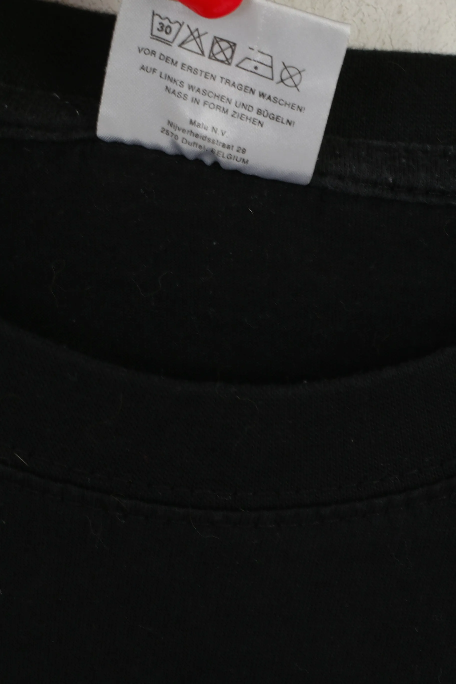 Vintage Men L/XL T- Shirt Black Cotton Graphis Ugga Ugga Crew Neck Top